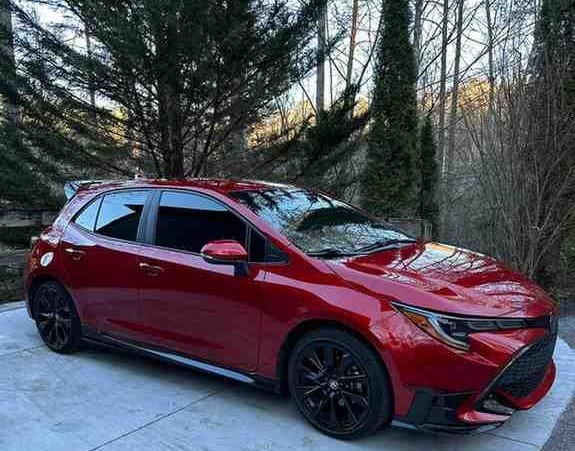 Our Services: Customized Window Tint Solutions