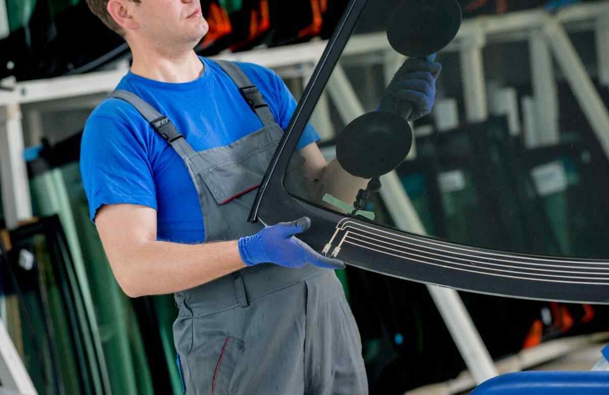 Windshield Replacement Upland CA Get Auto Glass Repair and Replacement Services with Ontario Mobile Auto Glass