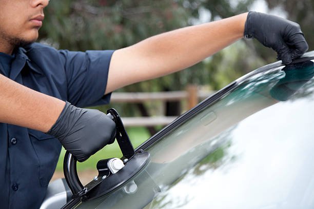 Choosing the Best Windshield Repair Kit